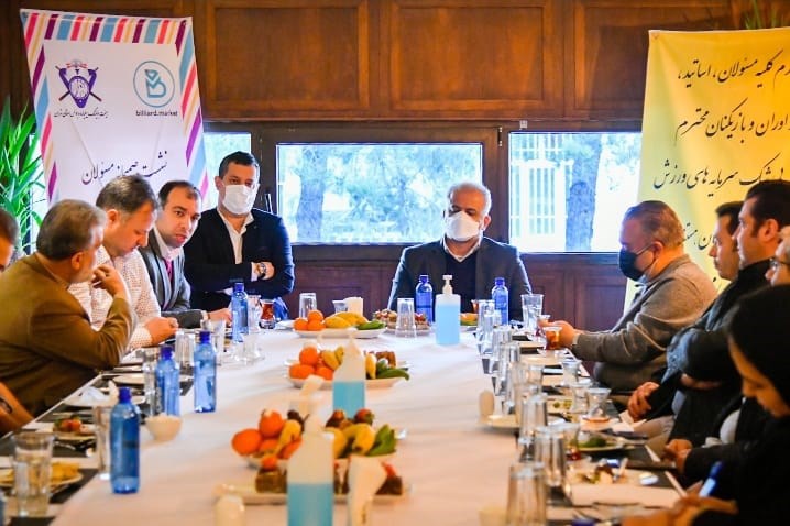 دیدار صمیمانه‌ مسئولان با قهرمانان ملی و ورزشکاران بولینگ، بیلیارد و بولس استان تهران 
