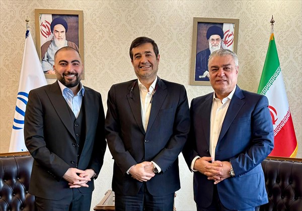 دیدار رئیس فدراسیون بولینگ و بیلیارد و قهرمان اسنوکر با وزیر ورزش