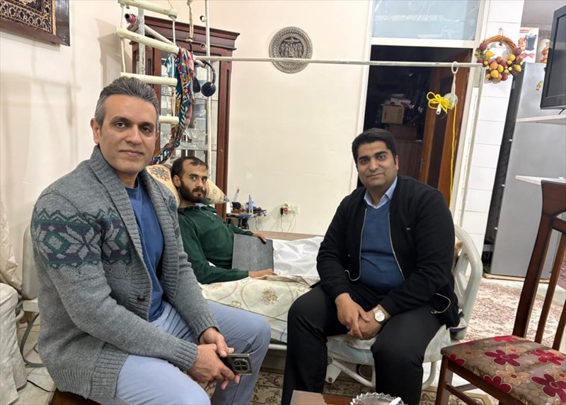 عیادت رییس هیات بولینگ و بیلیارد استان اصفهان از داور  بیلیارد استان 